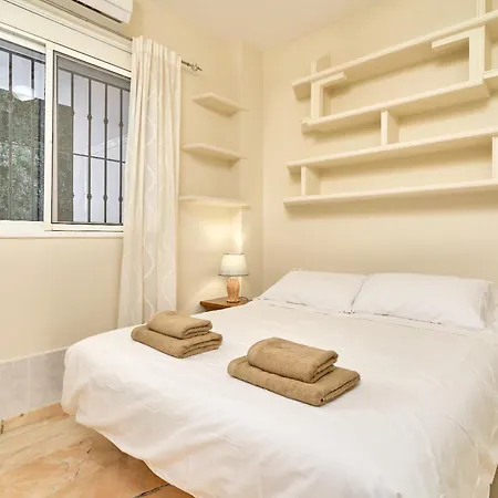 Poolside Apartment Nerja