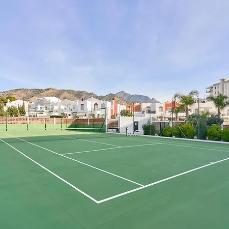 Apartment Poolside Nerja