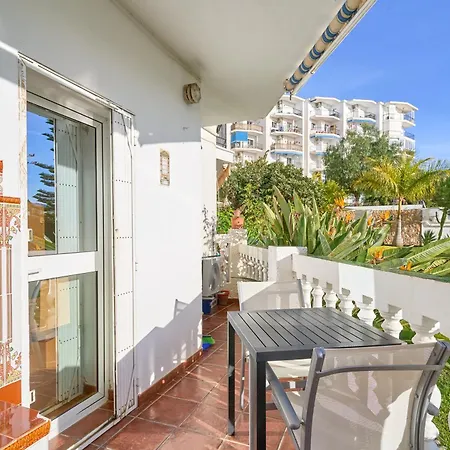 Poolside Apartamento *