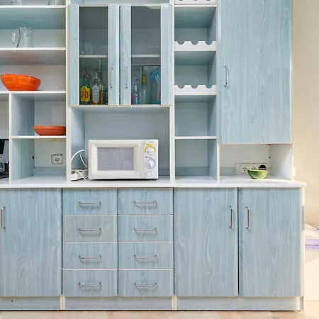 Apartment Poolside *