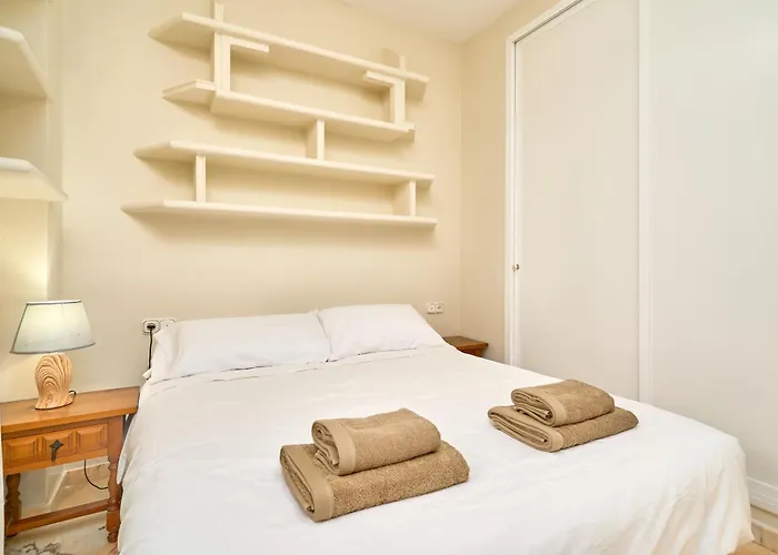 Poolside Appartement Nerja